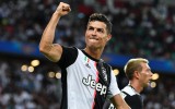 Cristiano Ronaldo il più ricco del calcio: primo bomber miliardario